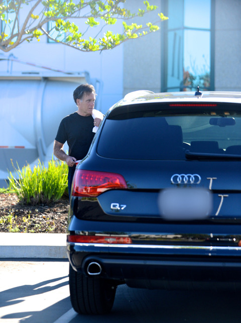 Mitt Romney Audi Q7