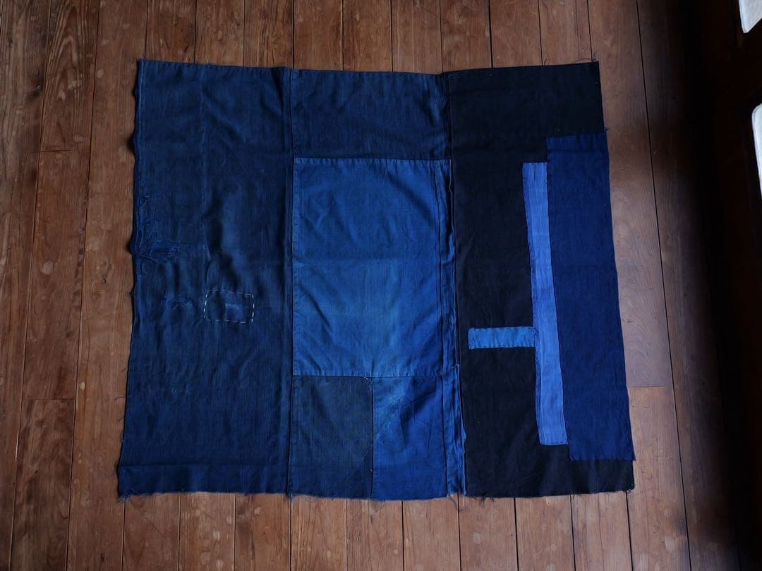 Japanese Vintage Boro Indigo Dye Cotton Fabric Furoshiki Patchwork 1930s 39x35in Japanese Vintage Boro Indigo Dye Cotton Fabric Furoshiki Patchwork 1930s 39x35in