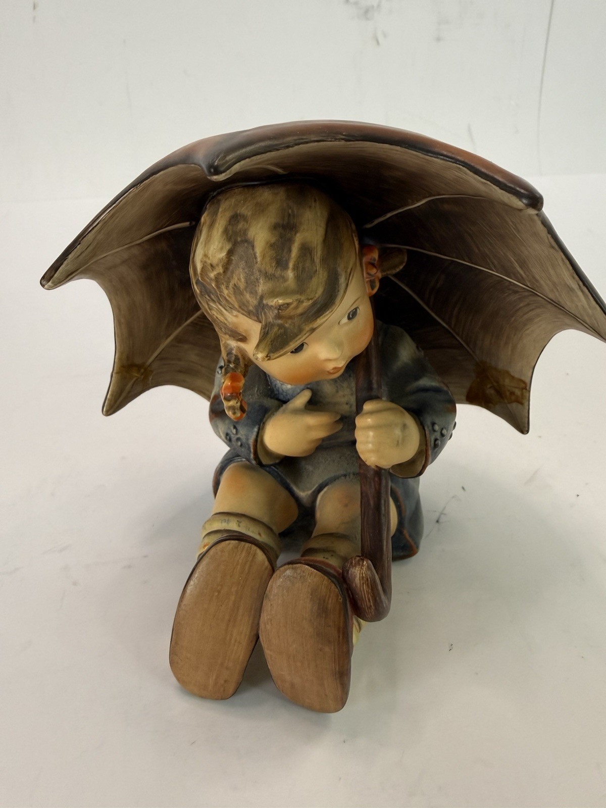 Vtg Rare Goebel Hummel Figurine "umbrella Girl" 152/0 B Tmk-5 W. Germany As-is Vtg Rare Goebel Hummel Figurine "umbrella Girl" 152/0 B Tmk-5 W. Germany As-is