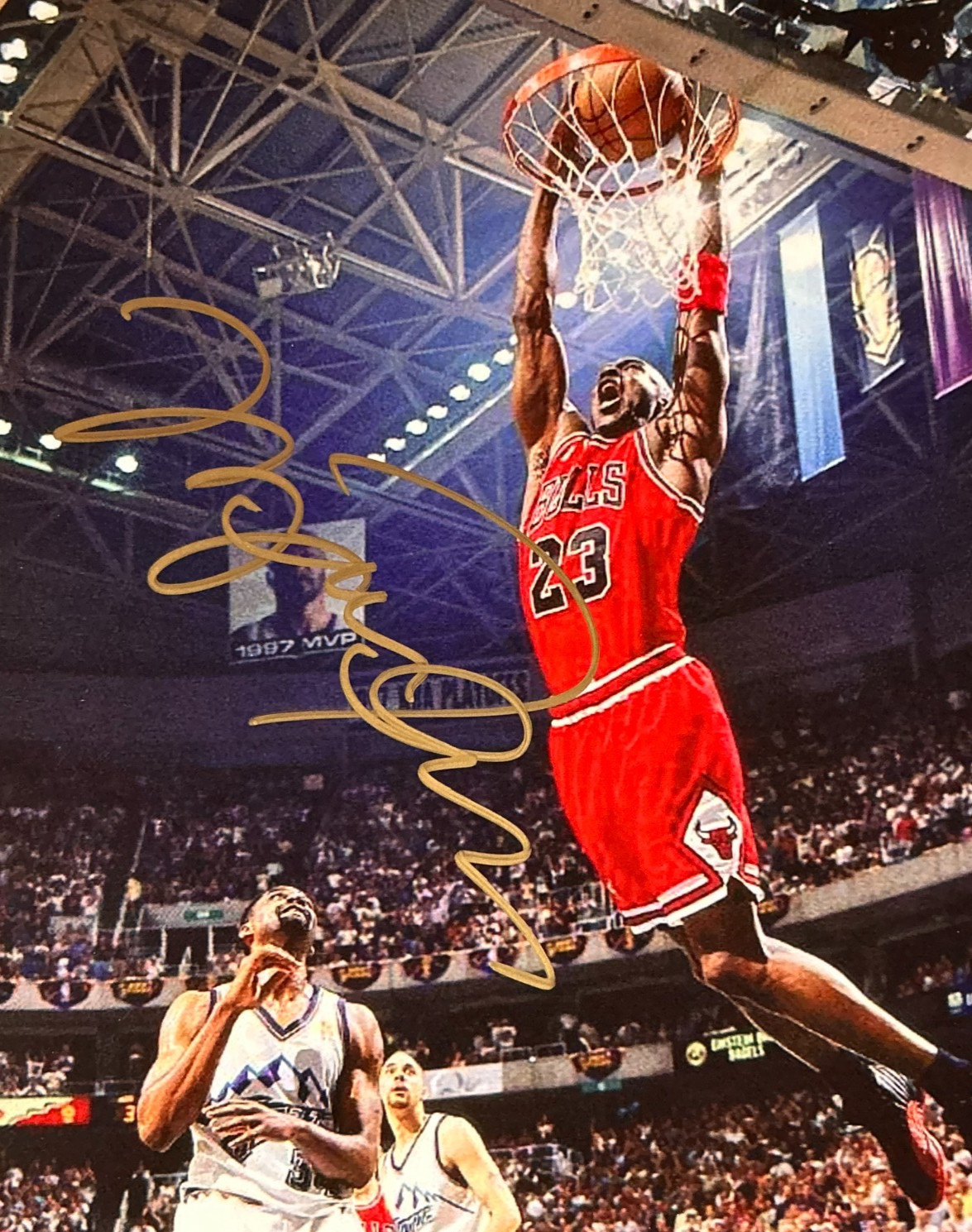 Michael Jordan Signed 8x10\