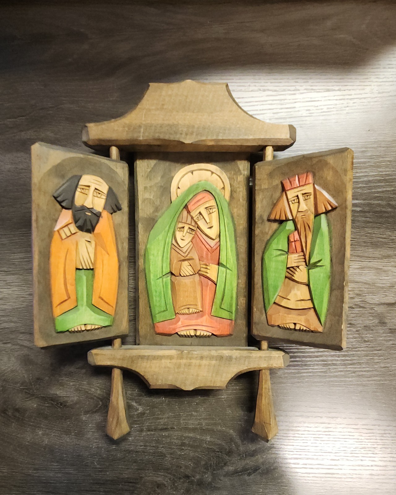 Vintage Hand Carved Eastern European Religious Wood Triptych Wall Art Beautiful Vintage Hand Carved Eastern European Religious Wood Triptych Wall Art Beautiful