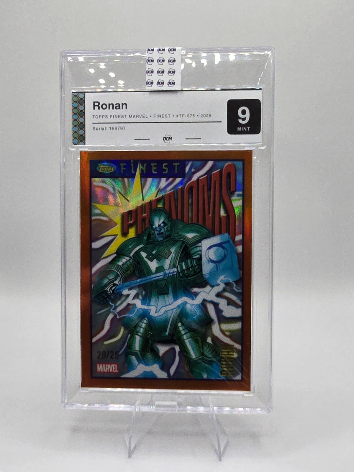 Ronan - Topps Finest Marvel - #TF-075 - 2026 - /25 - DCM 9 - Mint Slabbed Ronan - Topps Finest Marvel - #TF-075 - 2026 - /25 - DCM 9 - Mint Slabbed