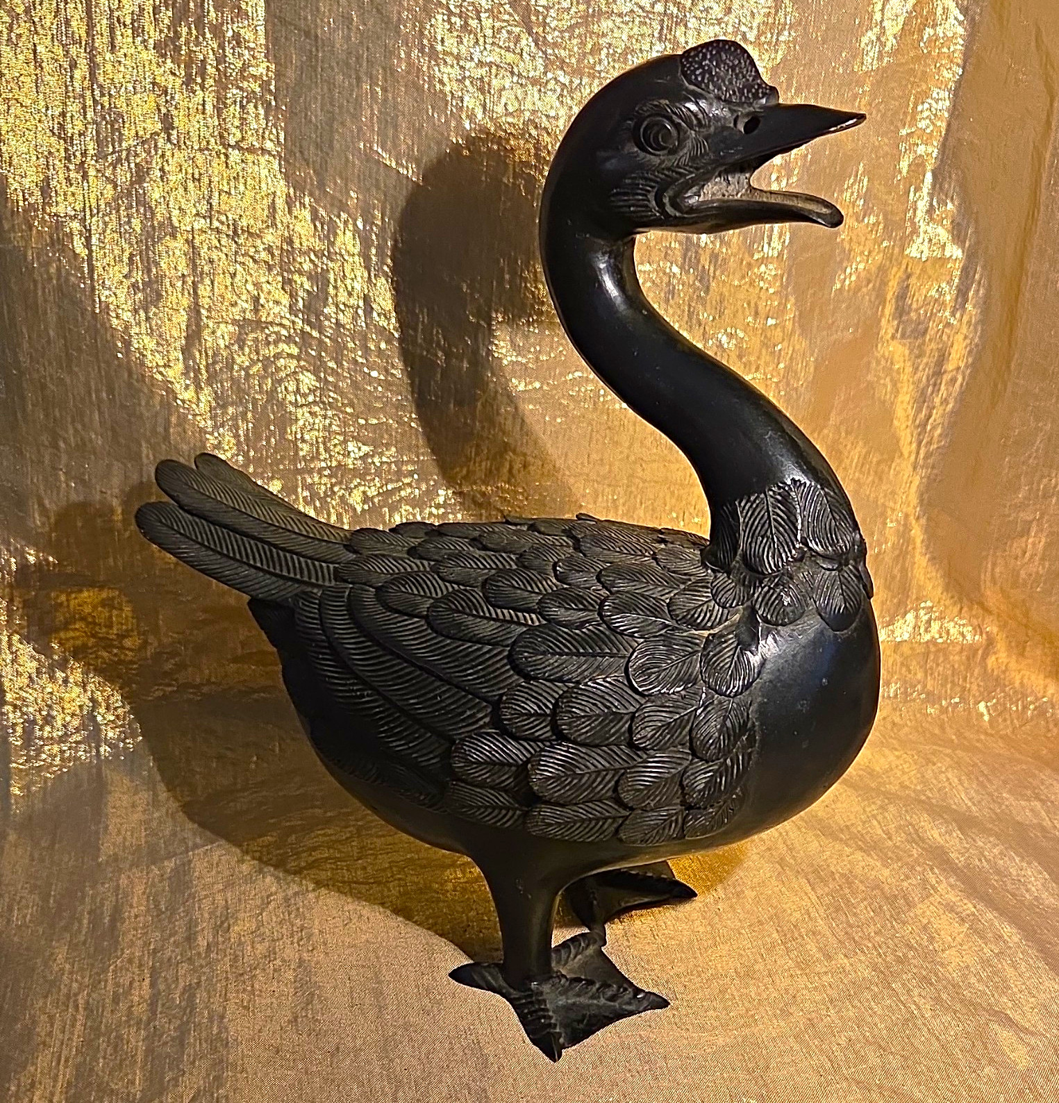 Late 19th of early 20th century Japanese patinated bronze duck sculpture. Late 19th of early 20th century Japanese patinated bronze duck sculpture.