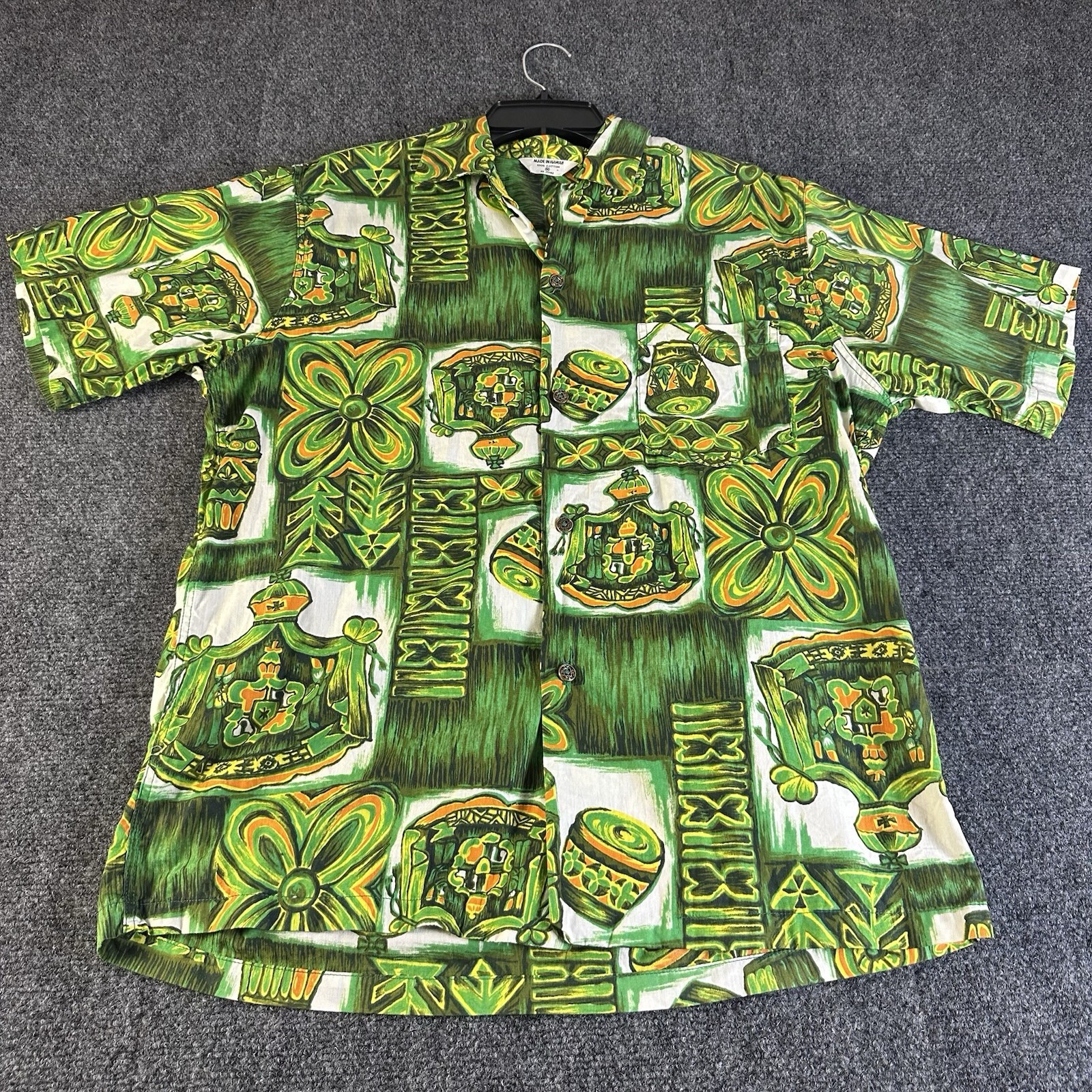 VTG 1960s Tiki Hawaiian Shirt Made In Hawaii Coat Of Arms Drums Green Mens M VTG 1960s Tiki Hawaiian Shirt Made In Hawaii Coat Of Arms Drums Green Mens M