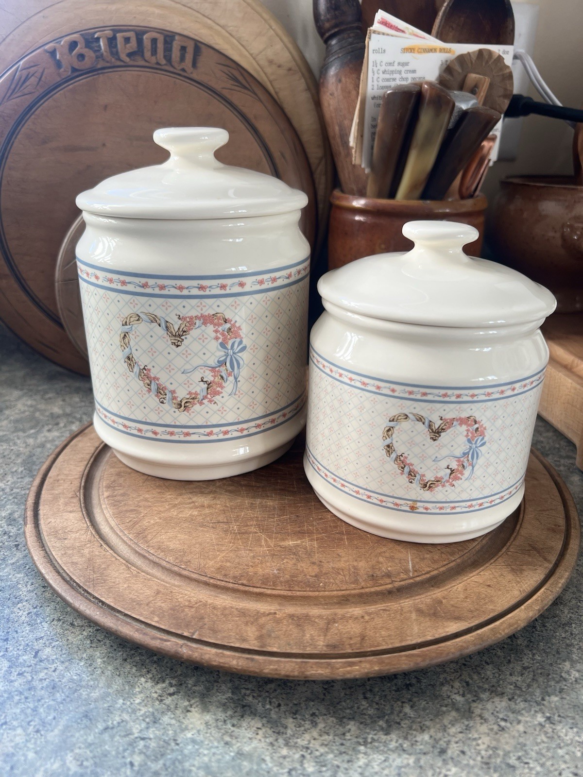 Vintage 1989 House of Lloyd Ceramic Heart Wreath Bow Canisters (2) Cottagecore Vintage 1989 House of Lloyd Ceramic Heart Wreath Bow Canisters (2) Cottagecore