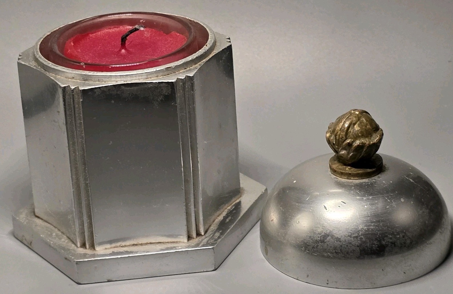 Lurelle Guild Alcoa Kensington Ware Art Deco Aluminum Cigarette Box Or Candle Lurelle Guild Alcoa Kensington Ware Art Deco Aluminum Cigarette Box Or Candle