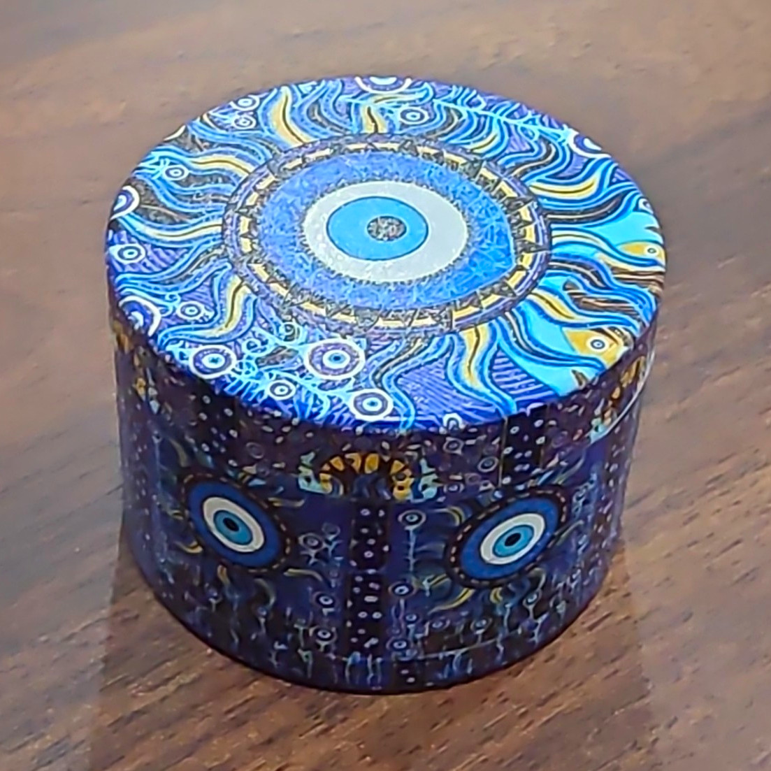 Blue Evil Eye Pattern Round Herb/Tobacco Grinder with Kief Screen Blue Evil Eye Pattern Round Herb/Tobacco Grinder with Kief Screen