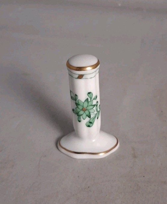 Vintage Herend Hungary Green Chinese Bouquet Ring Holder EXC. Vintage Herend Hungary Green Chinese Bouquet Ring Holder EXC.