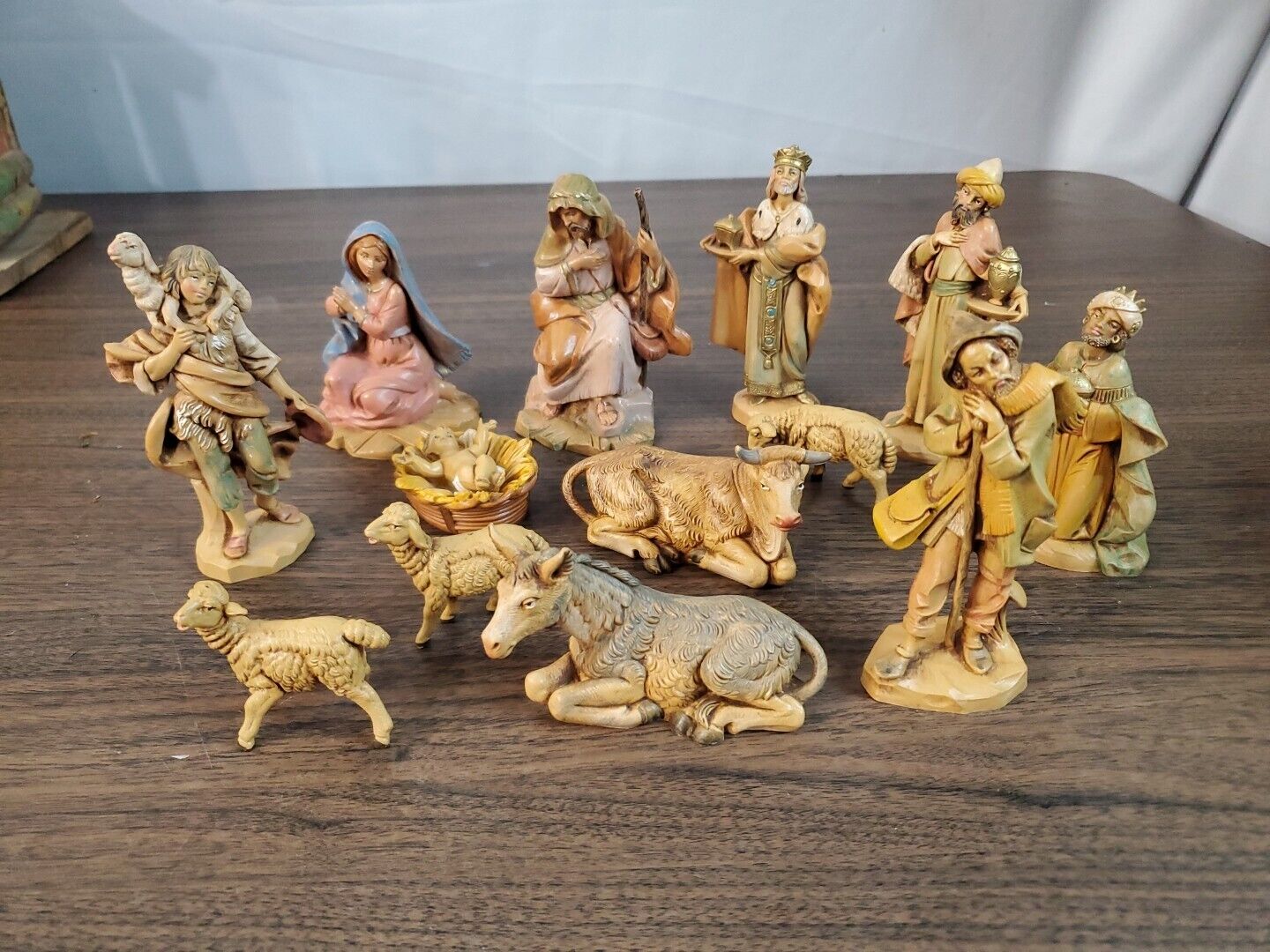 Vintage Fontanini Nativity Figures Depose Italy- 14 Pieces Different Eras Loose