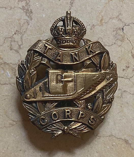 WWI BRITISH ARMY TANK CORPS BRASS CAP BADGE TAPERED SLIDER J.R.GAUNT LONDON MARK WWI BRITISH ARMY TANK CORPS BRASS CAP BADGE TAPERED SLIDER J.R.GAUNT LONDON MARK
