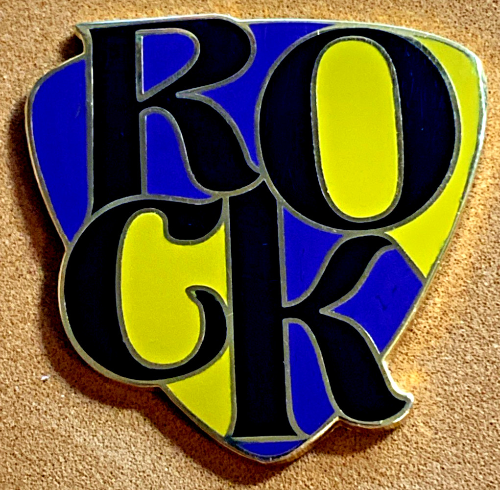 SEMINAL HARD ROCK HOTEL & CASINO TAMPA BAY “ROCK” GUITAR PICK LE 3400 PIN SEMINAL HARD ROCK HOTEL & CASINO TAMPA BAY “ROCK” GUITAR PICK LE 3400 PIN