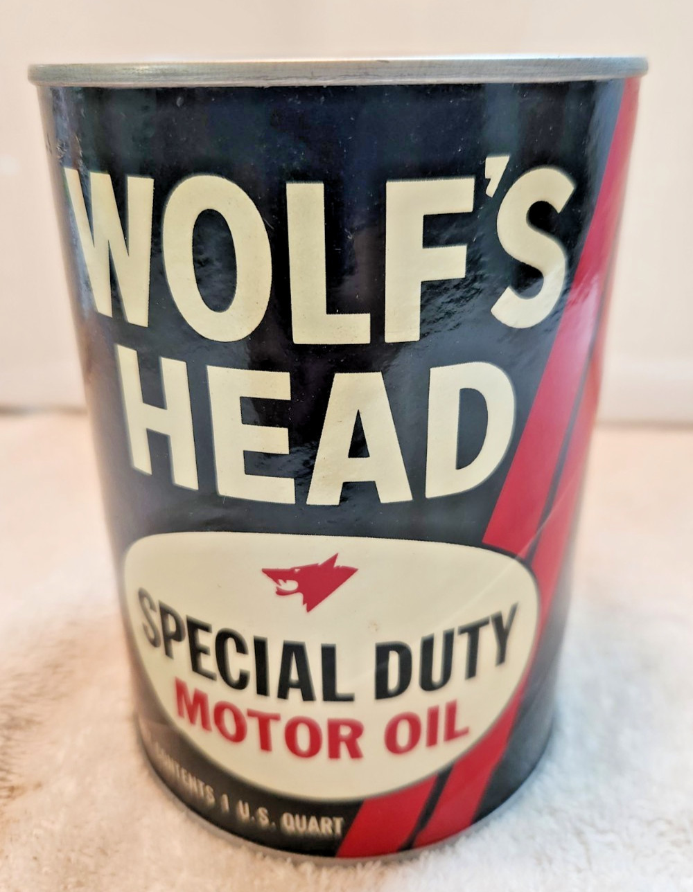 RARE NOS Vintage WOLF’S HEAD SPECIAL DUTY MOTOR OIL Can Gas FULL QUART SAE 20 RARE NOS Vintage WOLF’S HEAD SPECIAL DUTY MOTOR OIL Can Gas FULL QUART SAE 20