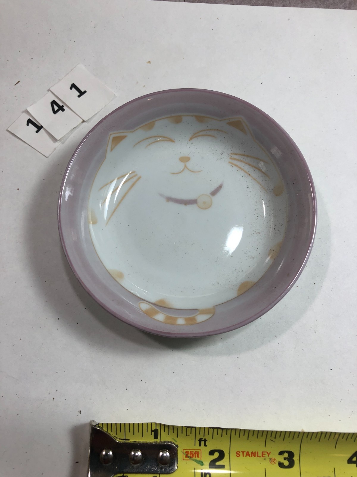 4x  Fat cat design ceramic soy dish / saucer, PINK , 4" round S-141