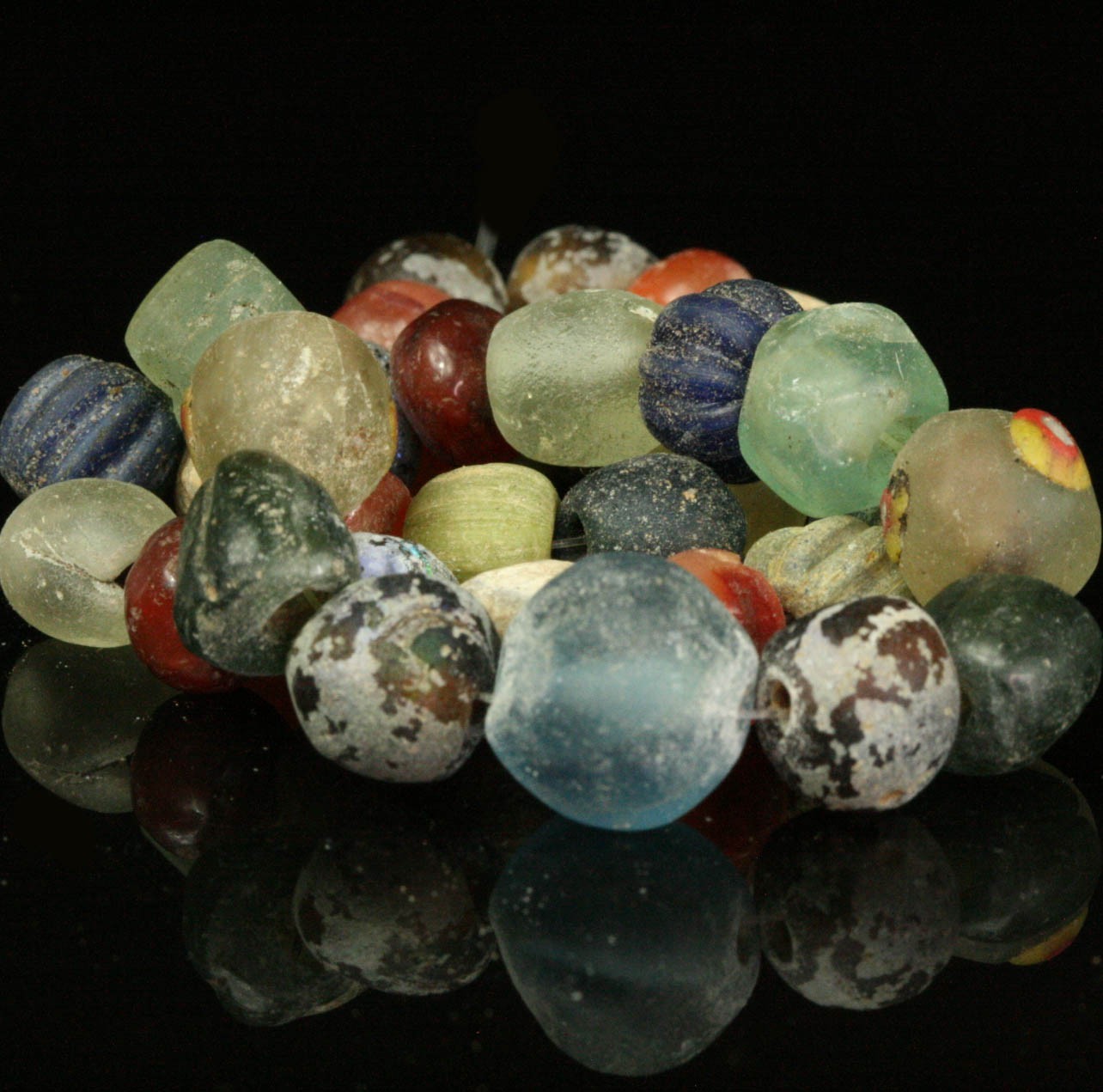 Ancient beads: Genuine Medieval / Byzantine / Islamic Necklace 9th–10th Century Ancient beads: Genuine Medieval / Byzantine / Islamic Necklace 9th–10th Century