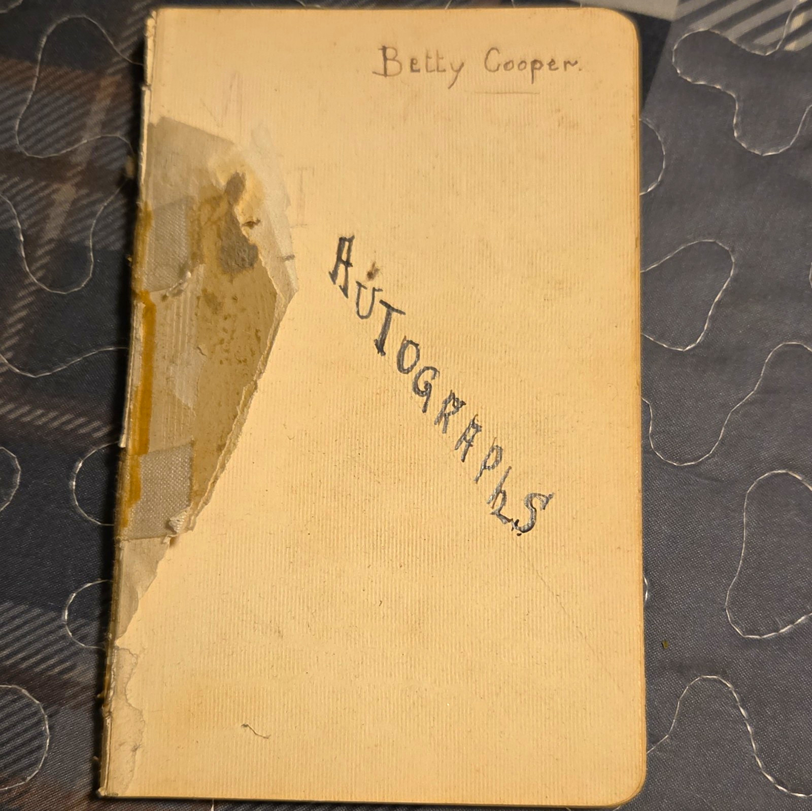 Antique Autograph Book Inscribed to Betty, St. Joseph’s C.S. Toronto 1935-39 Antique Autograph Book Inscribed to Betty, St. Joseph’s C.S. Toronto 1935-39