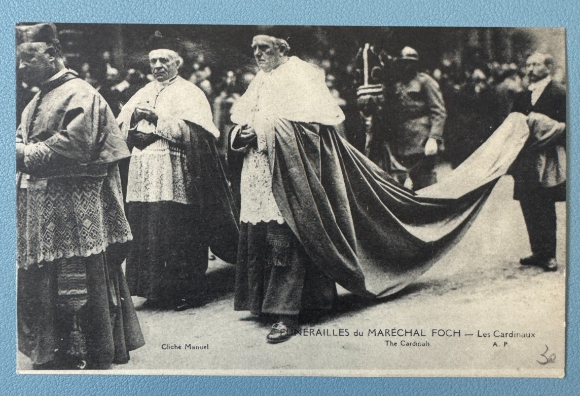 Funeral Postcard CPA Maréchal Foch Cardinals Clergy Paris 1929 Funeral Postcard CPA Maréchal Foch Cardinals Clergy Paris 1929