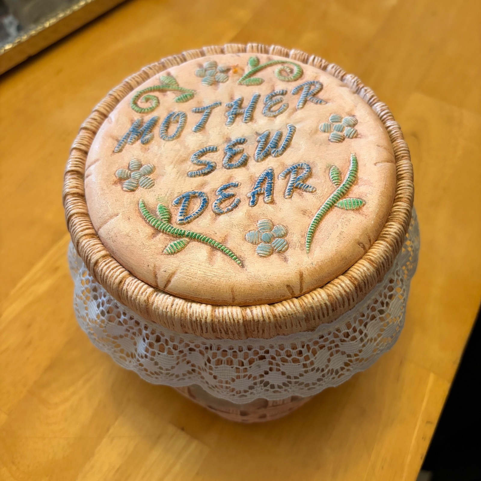 Vintage 1989 Sharon McCann Mother Sew Dear Ceramic Lace Sewing Basket Jar Box Vintage 1989 Sharon McCann Mother Sew Dear Ceramic Lace Sewing Basket Jar Box