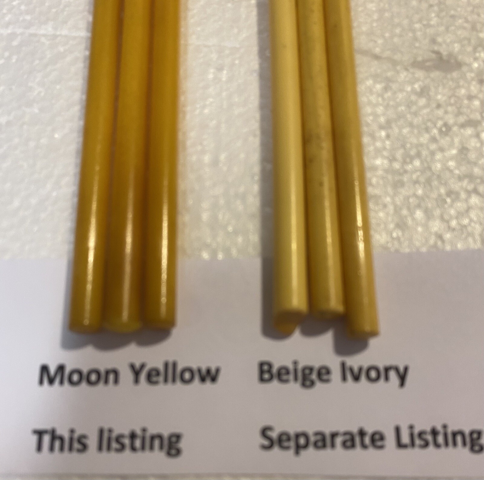 Bakelite Catalin rod 8 gr 1/4" by 7" MOON YELLOW sold by the piece Katalin USA Bakelite Catalin rod 8 gr 1/4" by 7" MOON YELLOW sold by the piece Katalin USA