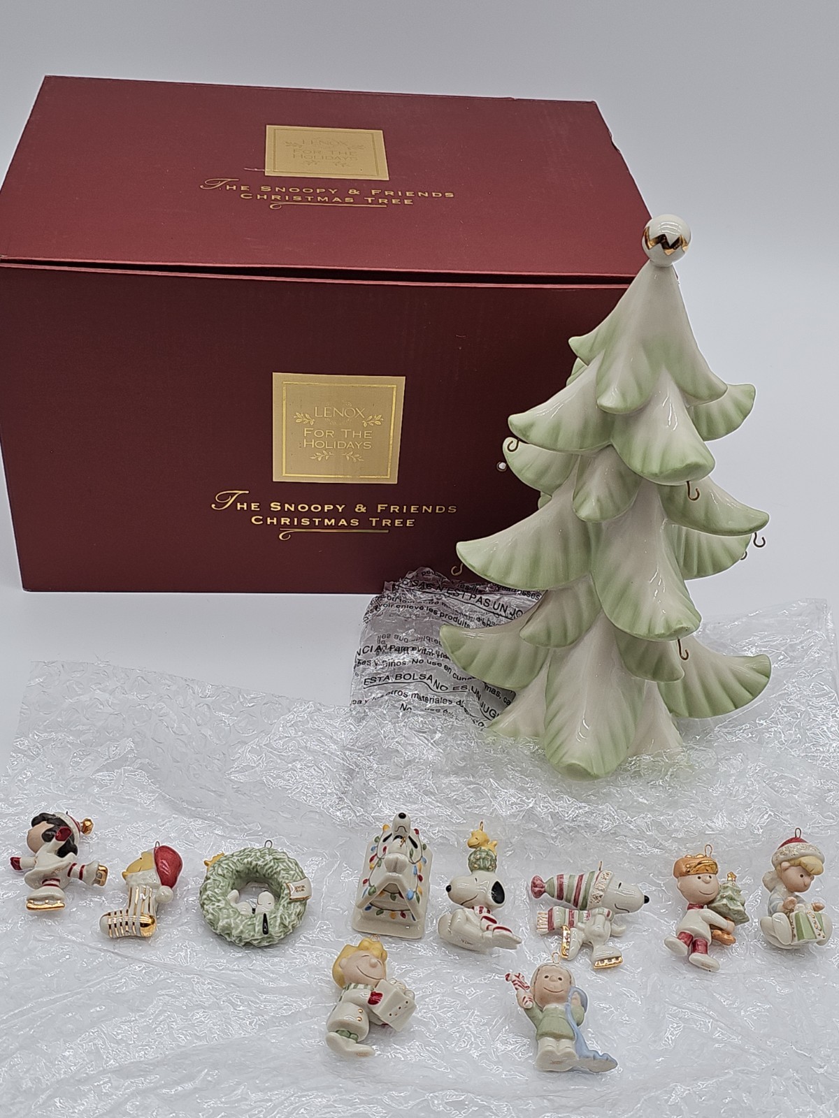 Lenox Peanuts Snoopy & Friends Christmas Mini Ornaments & Display Tree 11-PC New Lenox Peanuts Snoopy & Friends Christmas Mini Ornaments & Display Tree 11-PC New