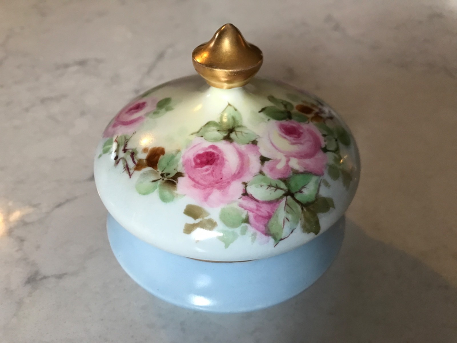Antique Elite Works Limoges France Porcelain Dresser Powder Box pink roses 1896 Antique Elite Works Limoges France Porcelain Dresser Powder Box pink roses 1896