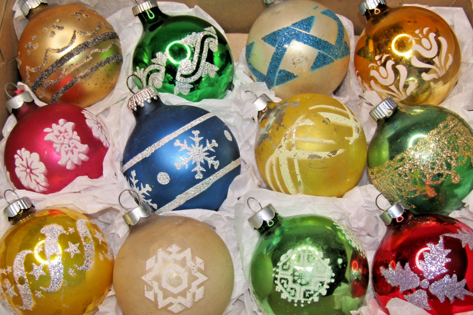 Lot 12 VTG Glass Glitter Stencil Pictured Multicolor BALL Christmas Ornament USA Lot 12 VTG Glass Glitter Stencil Pictured Multicolor BALL Christmas Ornament USA