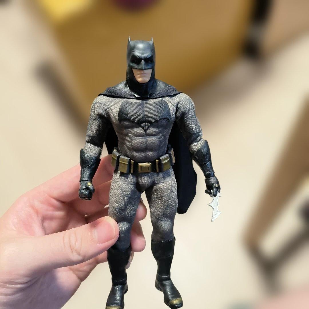 MEZCO One12 Collective Batman figure custom complete includes cape MEZCO One12 Collective Batman figure custom complete includes cape