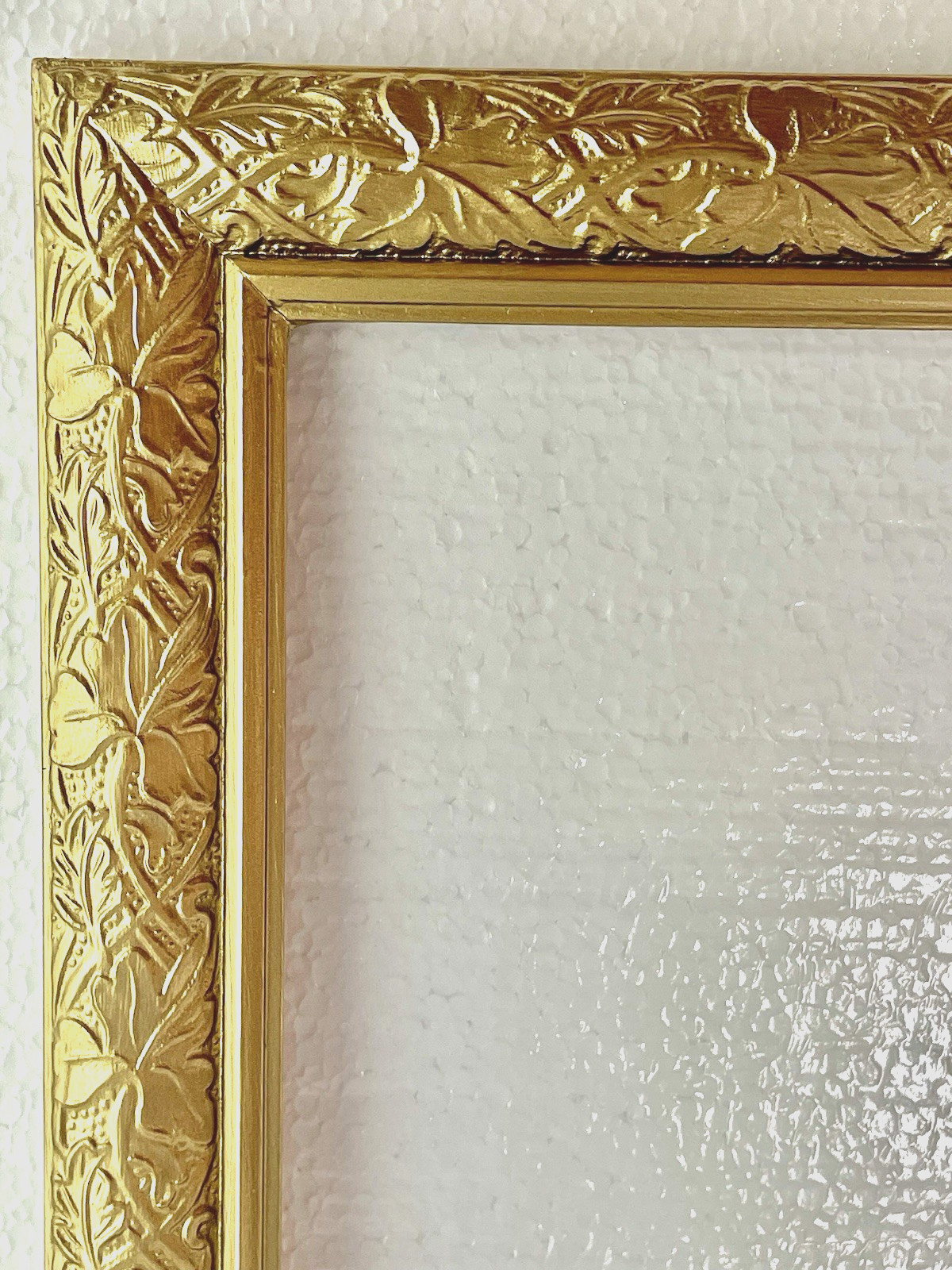 VINTAGE FRAME FITS 11" X 14" GOLD GILT AESTHETIC WOOD VICTORIAN FINE ART PICTURE VINTAGE FRAME FITS 11" X 14" GOLD GILT AESTHETIC WOOD VICTORIAN FINE ART PICTURE