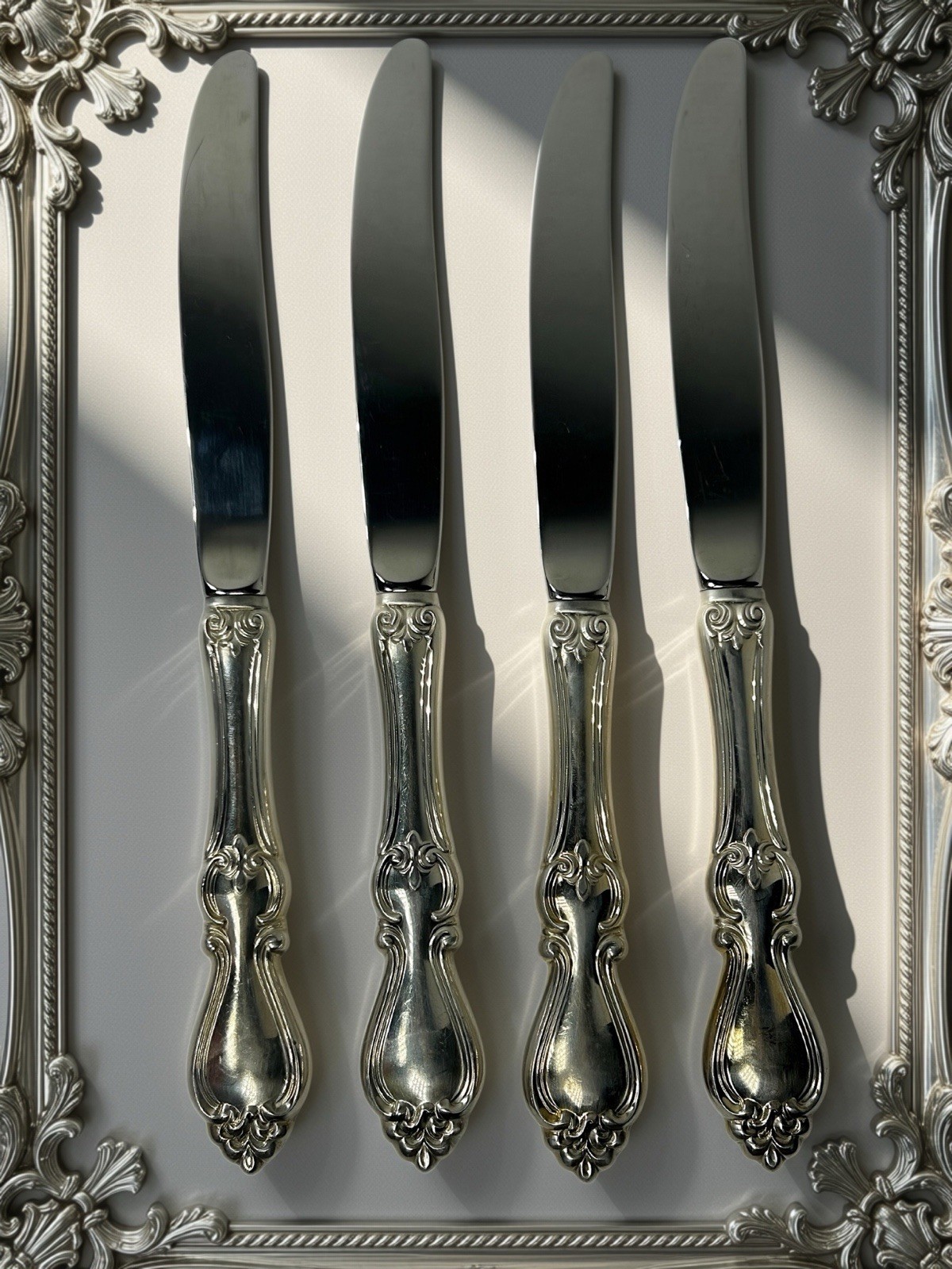 Set of 4 Towle QUEEN ELIZABETH I Sterling Silver Knives No Mono Vintage 1970 Set of 4 Towle QUEEN ELIZABETH I Sterling Silver Knives No Mono Vintage 1970