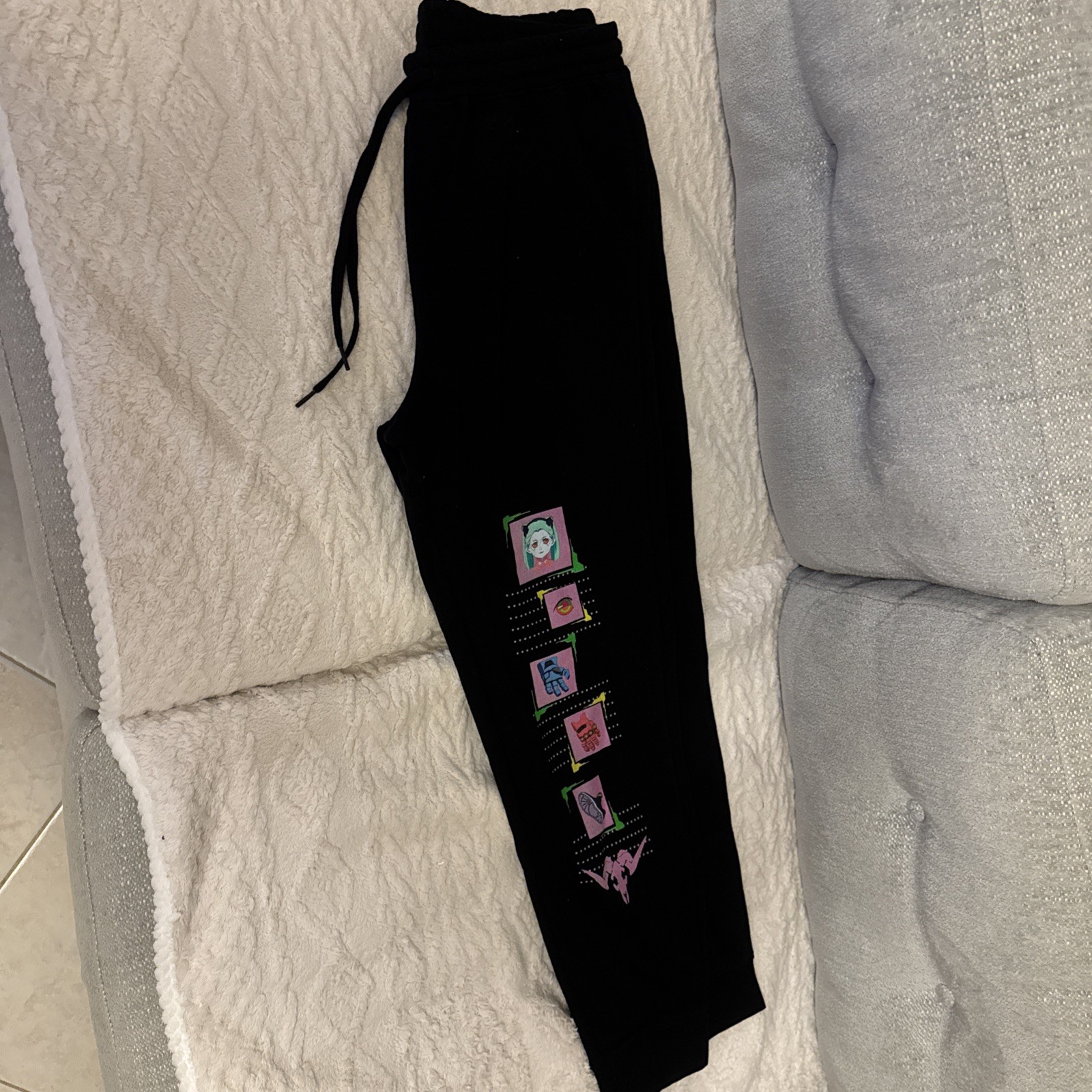 Cyberpunk Edgerunners Rebecca Size Large Sweatpants - CD Projekt Red Official Cyberpunk Edgerunners Rebecca Size Large Sweatpants - CD Projekt Red Official