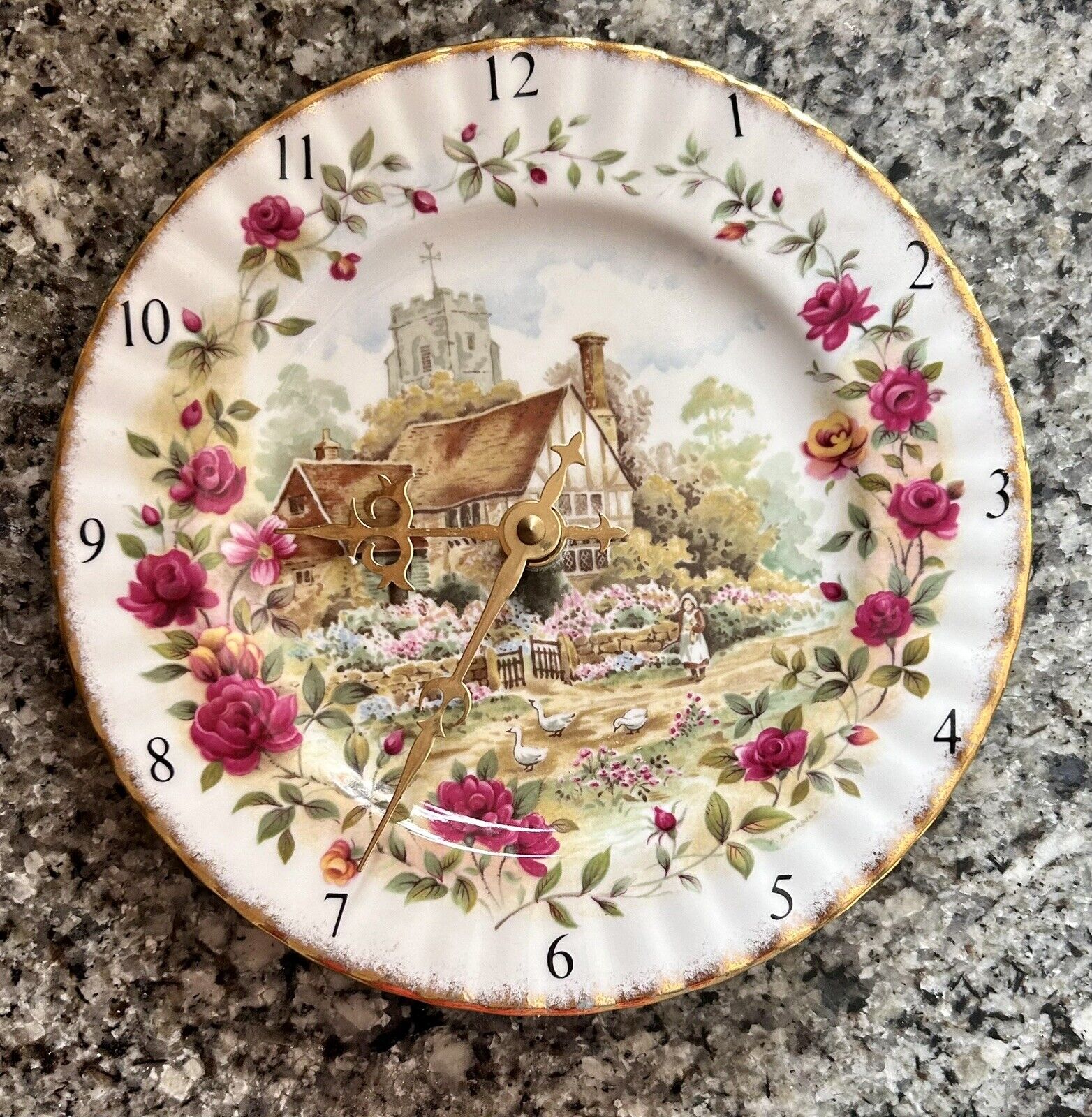 Vintage 1988 Royal Albert Old Country Roses Cottage China Clock