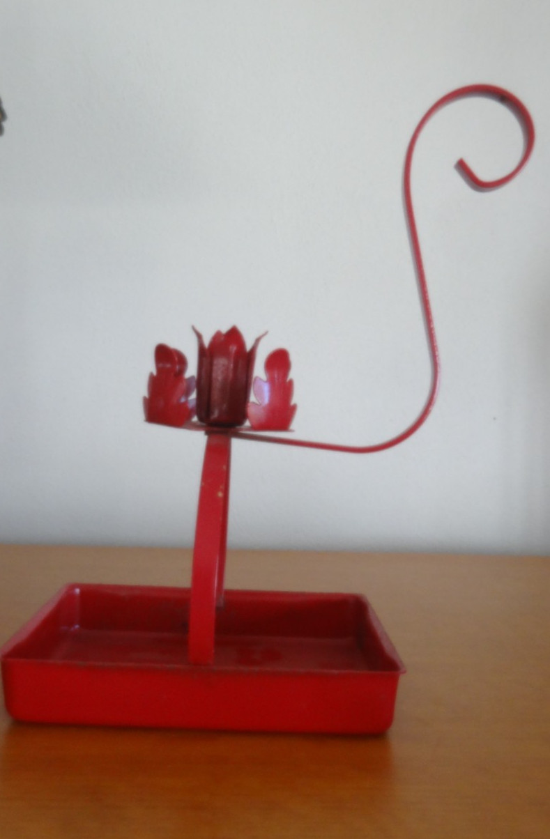 Christmas MCM Swedish Red Metal Single Floral Candle Holder Scandinavian 10 x 5 Christmas MCM Swedish Red Metal Single Floral Candle Holder Scandinavian 10 x 5
