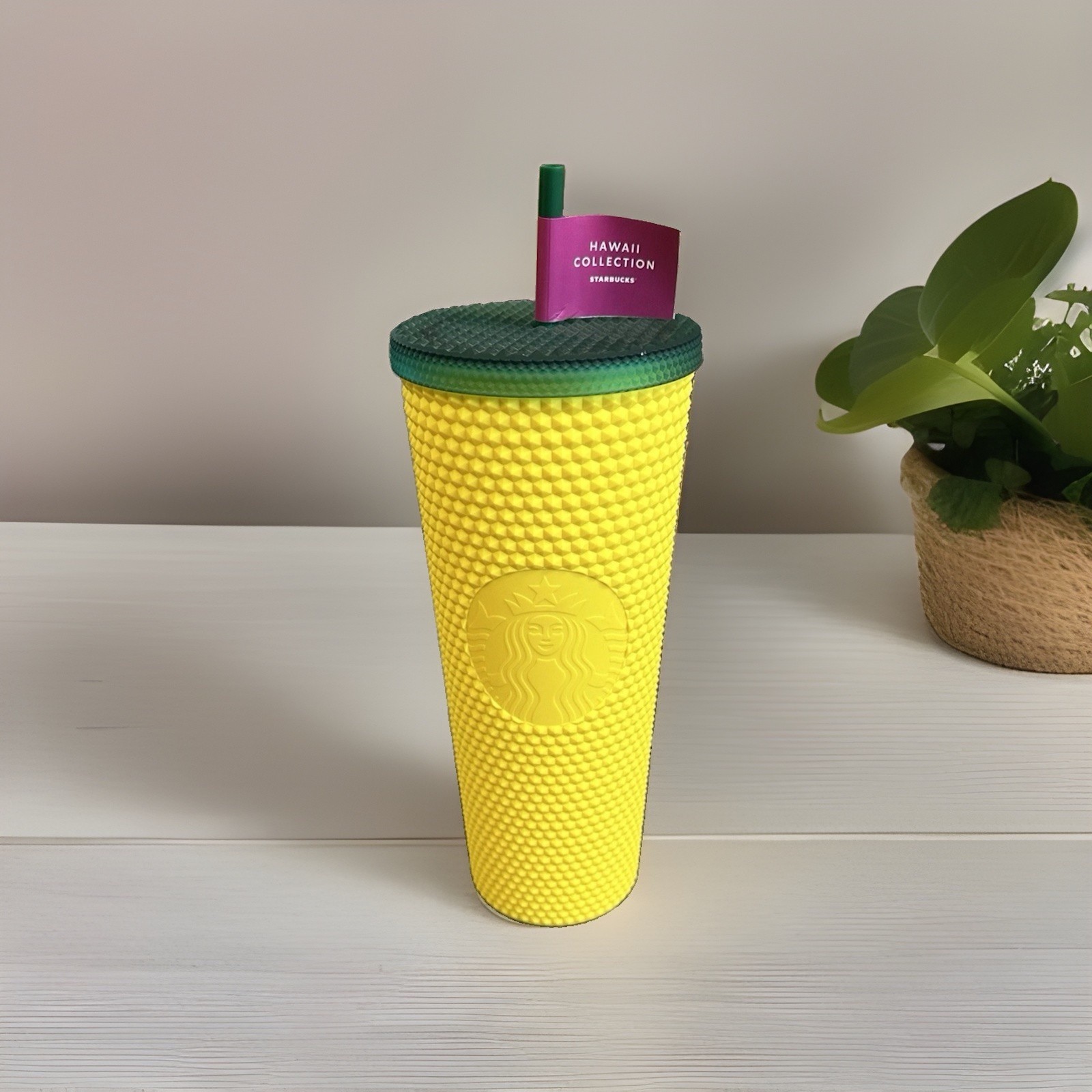 NEW Starbucks Hawaii Exclusive 2021 Pineapple Matte Studded Tumbler Cup 24oz nwt NEW Starbucks Hawaii Exclusive 2021 Pineapple Matte Studded Tumbler Cup 24oz nwt
