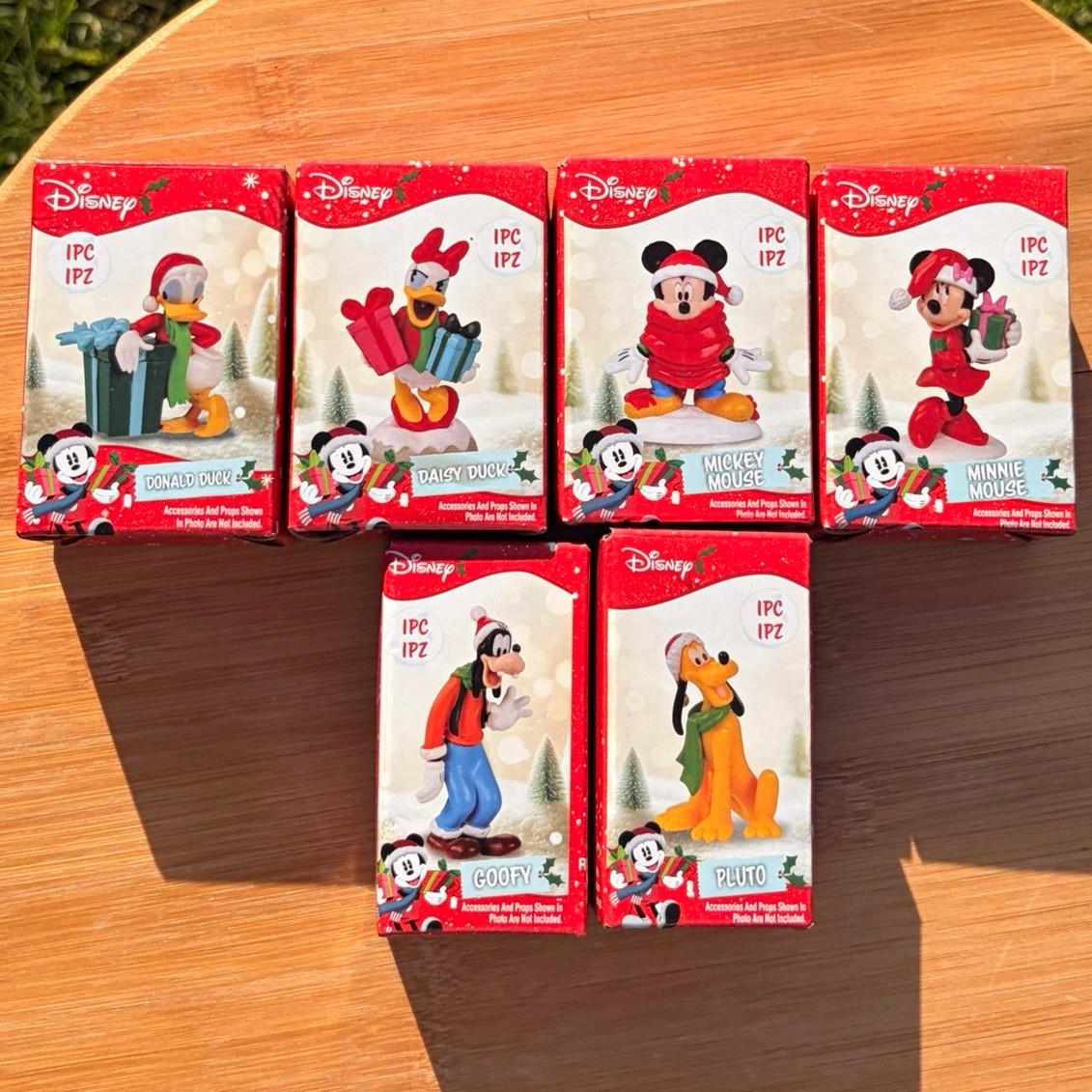 Disney Mickey Mouse & Friends Christmas Ornament Set Mickey Minnie Donald Daisy Disney Mickey Mouse & Friends Christmas Ornament Set Mickey Minnie Donald Daisy