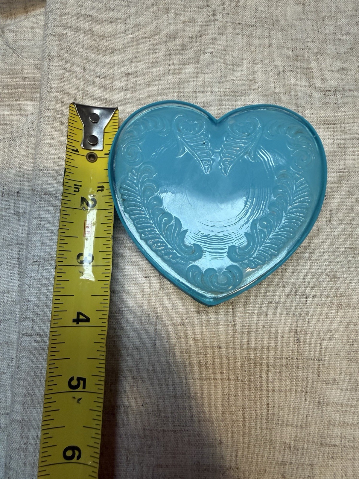 Degenhart Art Glass Opaque Blue Slag 3 1/2" Heart Shape Lidded Trinket Box 1950 Degenhart Art Glass Opaque Blue Slag 3 1/2" Heart Shape Lidded Trinket Box 1950
