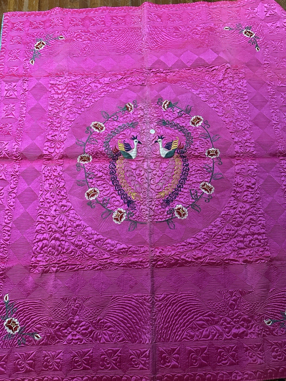 Vintage 1940s Era Silk Satin Quilted Asian Throw / Comforter 64x72 Vintage 1940s Era Silk Satin Quilted Asian Throw / Comforter 64x72