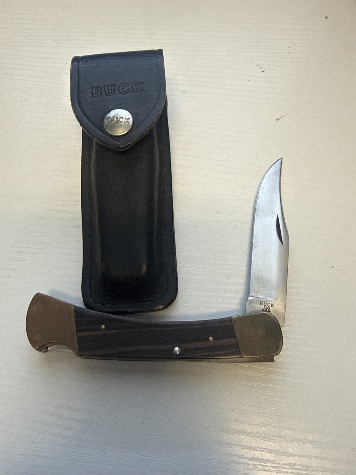 Vintage Buck 110 Folding Hunter No Dot 1972-74 USA Early 3-Line w/ Sheath Vintage Buck 110 Folding Hunter No Dot 1972-74 USA Early 3-Line w/ Sheath