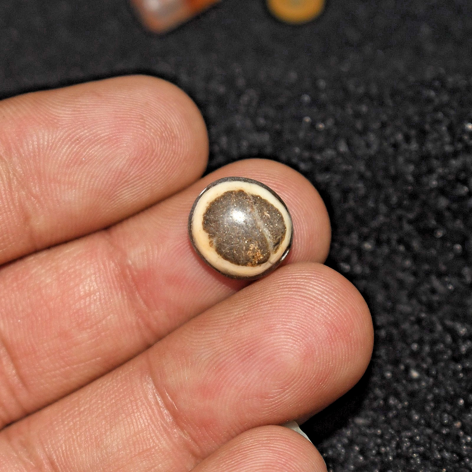 Rare Ancient Tibetan Himalayan Banded Stone Lukmik Dzi Goat Eye Bead Rare Ancient Tibetan Himalayan Banded Stone Lukmik Dzi Goat Eye Bead