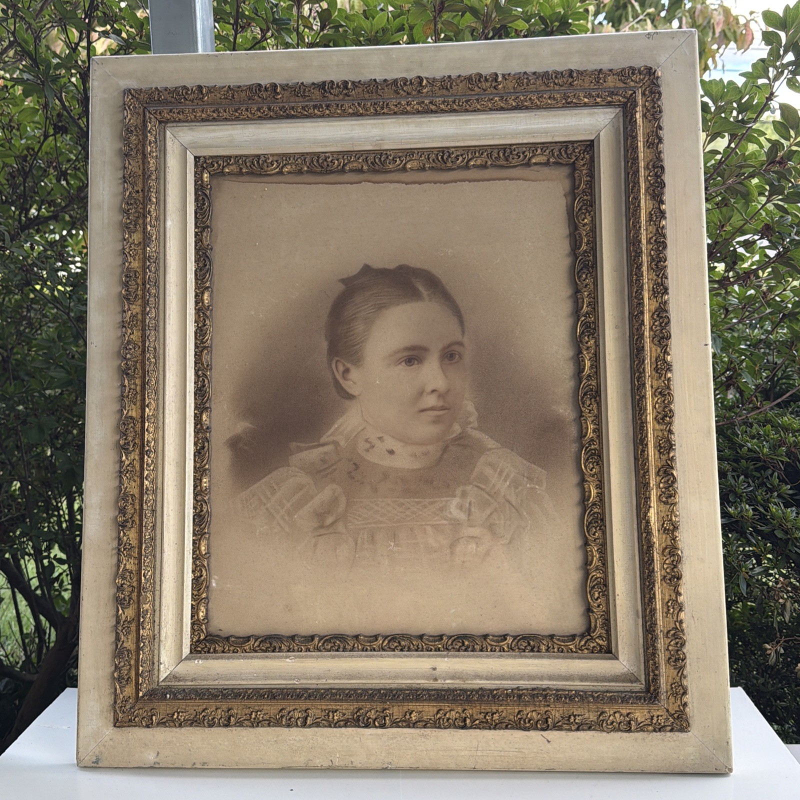 Antique Victorian Ornate Carved Wood Leaf Gold Gilt Frame Creepy Portrait 30x26" Antique Victorian Ornate Carved Wood Leaf Gold Gilt Frame Creepy Portrait 30x26"