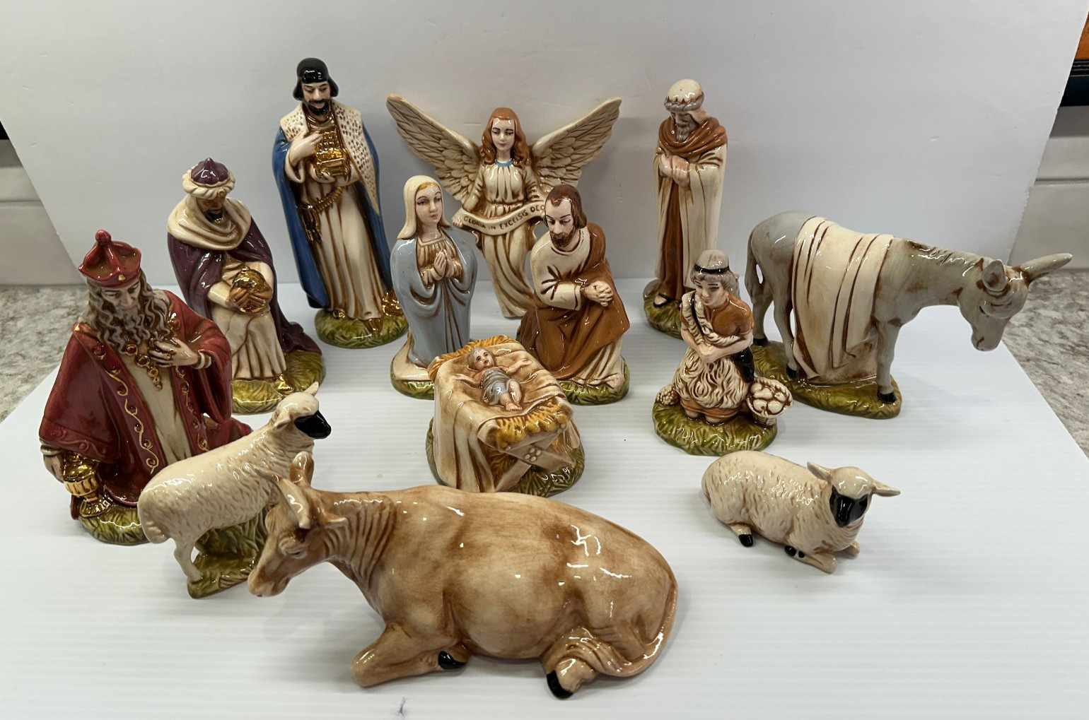 Vtg 1970s Holland Mold - 13 Piece Ceramic Nativity Set - Hand Painted - 8" Scale Vtg 1970s Holland Mold - 13 Piece Ceramic Nativity Set - Hand Painted - 8" Scale