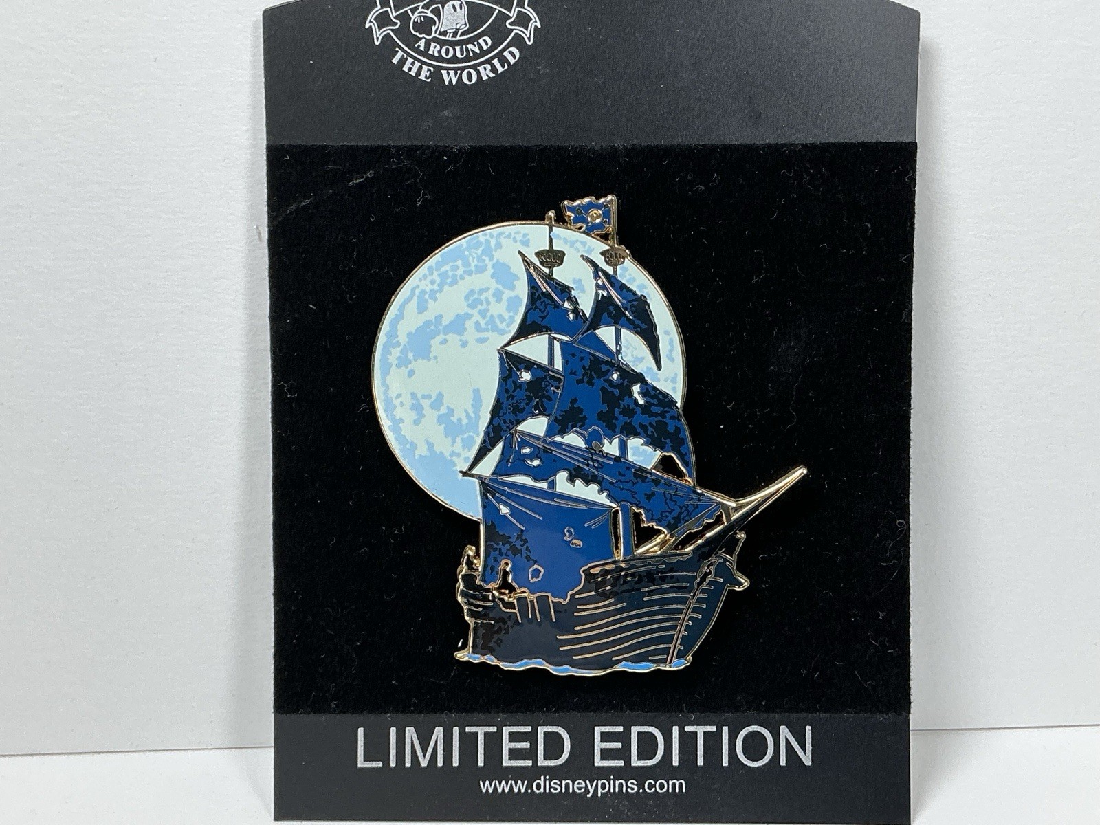 Disney Pirates Caribbean Jumbo Black Pearl In Moonlight LE/500 Pin