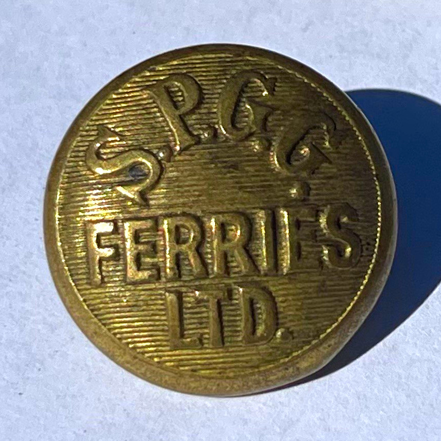 SOUTHERN PACIFIC-GOLDEN GATE FERRIES LTD UNIFORM BUTTON San Francisco SOUTHERN PACIFIC-GOLDEN GATE FERRIES LTD UNIFORM BUTTON San Francisco