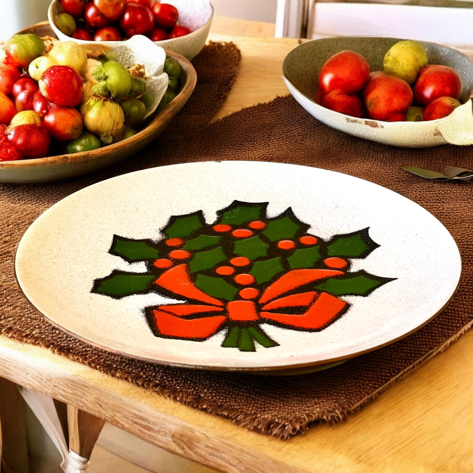 Vintage Annemarie Davidson Handcrafted Enamel Copper Plate Christmas Holly 6"