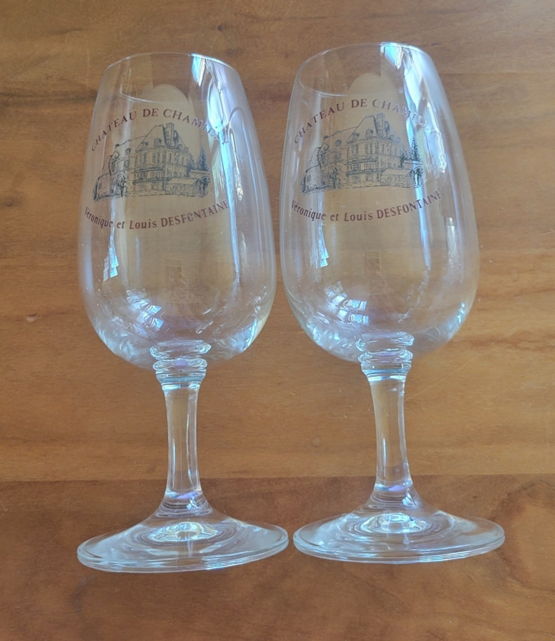 Collectible Wine Glasses - France Chateau du Chamilly Collectible Wine Glasses - France Chateau du Chamilly