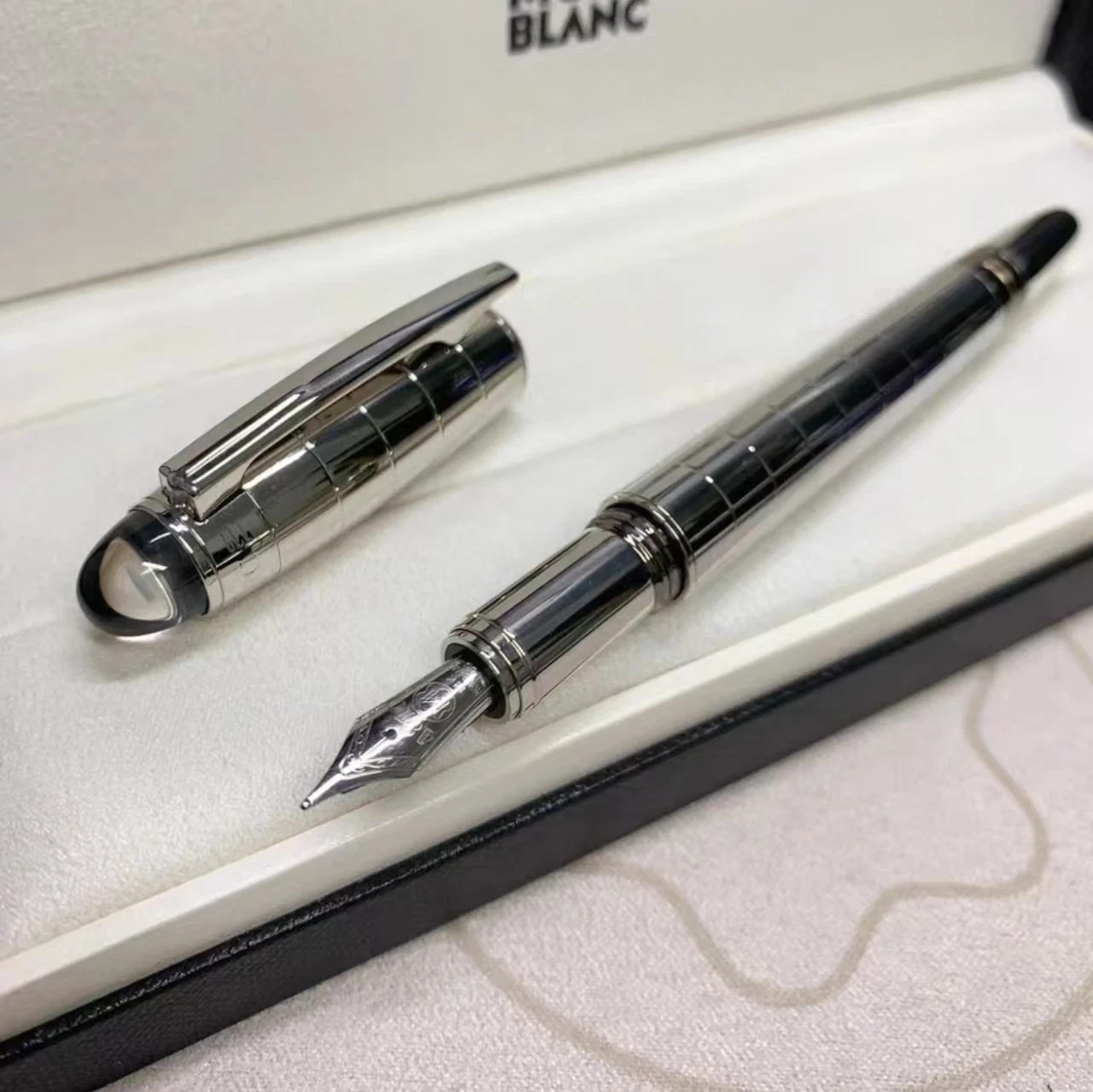 New Montblanc Classic Fountain Pens With Box 145 New Montblanc Classic Fountain Pens With Box 145