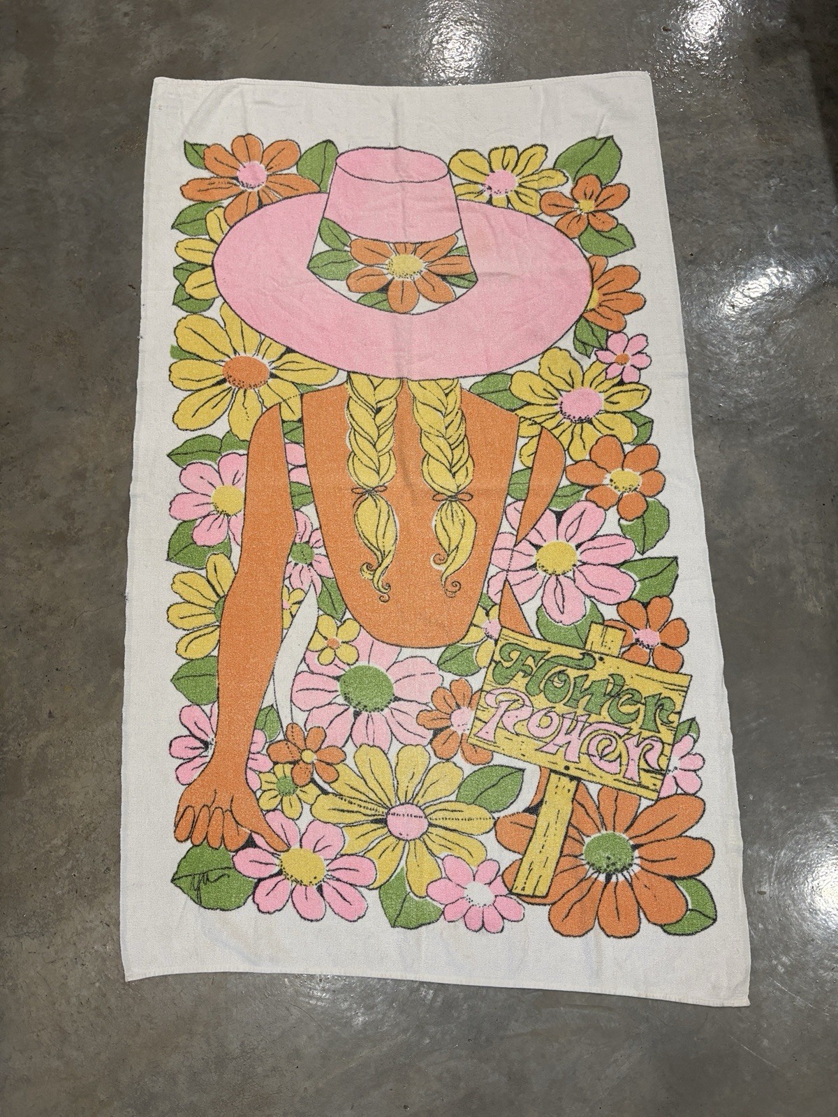 Rare Vintage 1960’s Flower Power Girl Mod Floral Beach Towel Groovy MCM 70s 60s