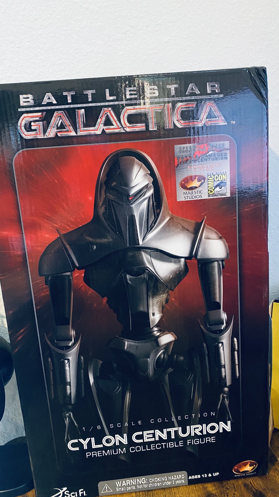 Majestic Studios Battlestar Galactica Cylon Collectible - Convention Edition Majestic Studios Battlestar Galactica Cylon Collectible - Convention Edition