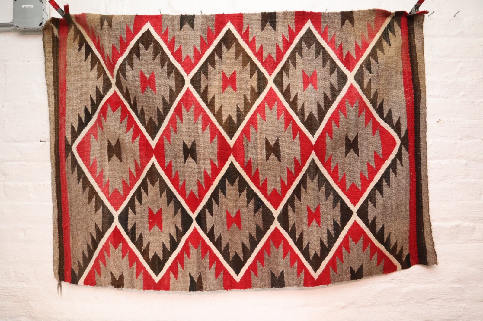 Antique LARGE Navajo Crystal EYE DAZZLER Native American Rug 53x37 RED Weave VTG Antique LARGE Navajo Crystal EYE DAZZLER Native American Rug 53x37 RED Weave VTG