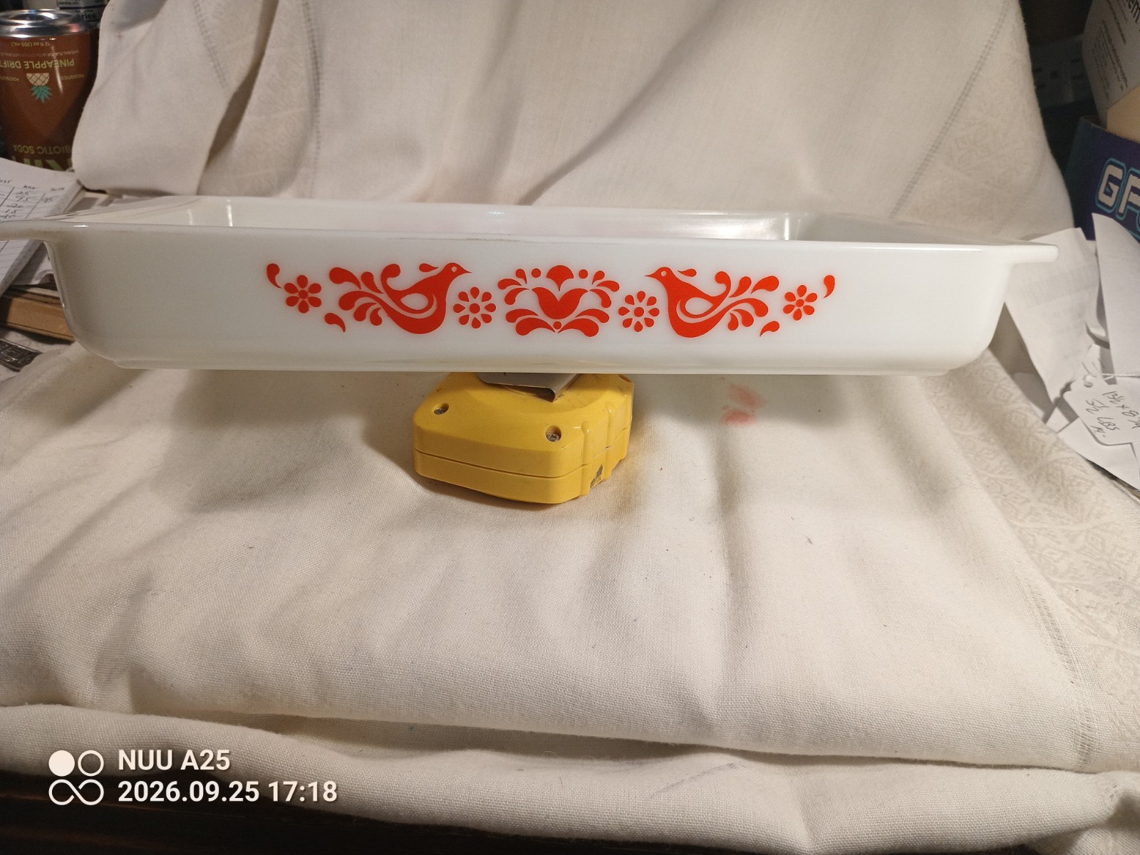 VINTAGE PYREX FRIENDSHIP RED BIRDS PATTERN LARGE LASAGNA BAKING DISH PAN #933 VINTAGE PYREX FRIENDSHIP RED BIRDS PATTERN LARGE LASAGNA BAKING DISH PAN #933