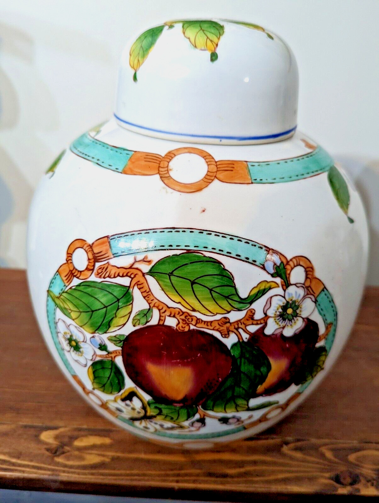 LARGE 11" VINTAGE ASIAN PORCELAIN HAND PAINTED GINGER JAR WITH LID LARGE 11" VINTAGE ASIAN PORCELAIN HAND PAINTED GINGER JAR WITH LID