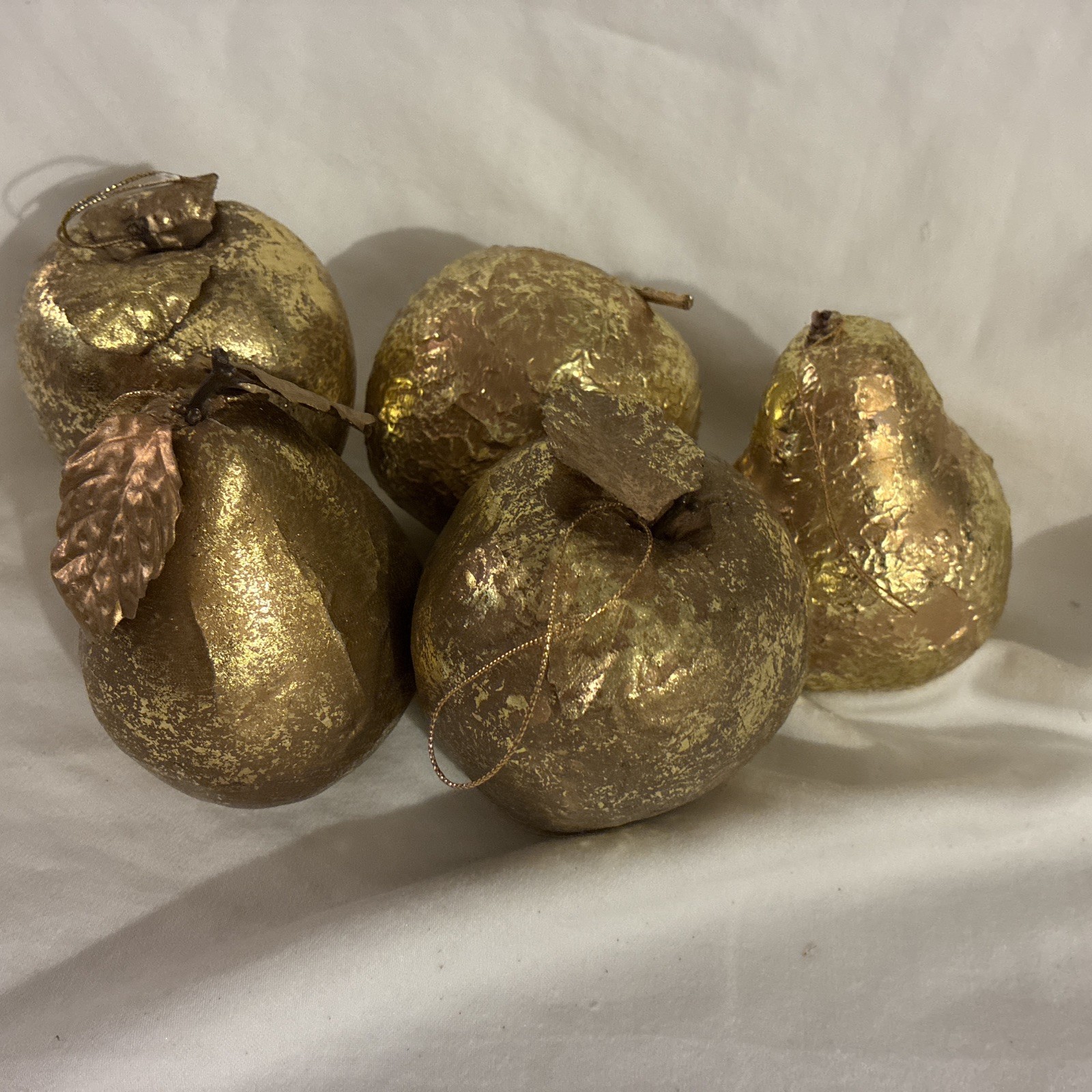 Beautiful Vintage Gold Foil Fruit With Leaf Christmas Ornament Beautiful Vintage Gold Foil Fruit With Leaf Christmas Ornament
